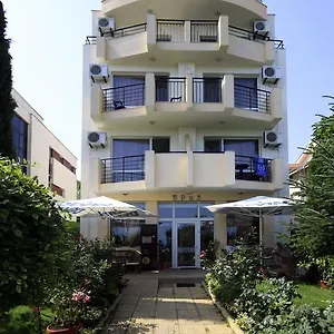 бриз 2* Бургас